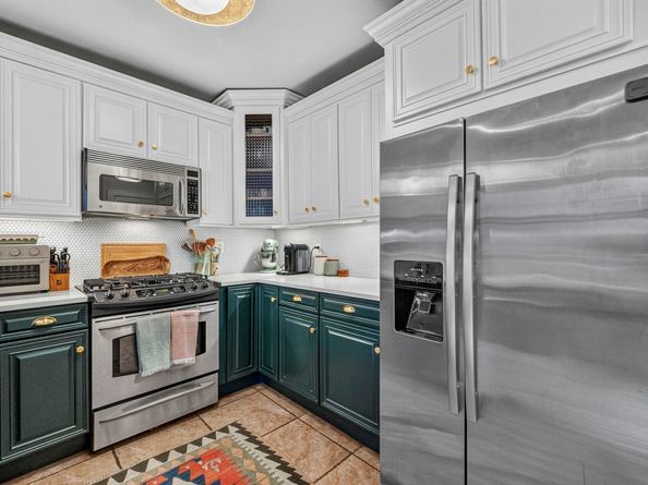 121 Bloomfield St 2, Hoboken NJ 07030
