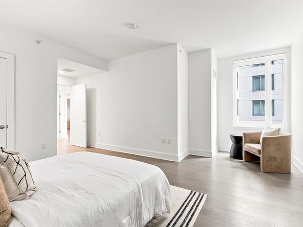 9 Avenue At Port Imperial 413, West New York NJ 07093