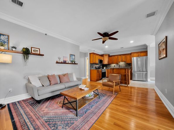 5 Grand St 301, Weehawken NJ 07086