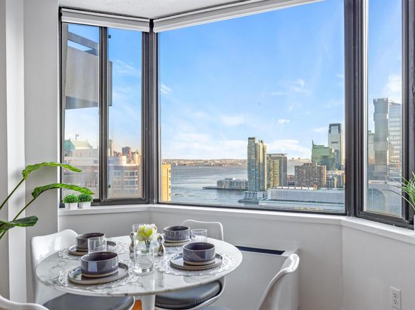45 River Dr South 3204, Jersey City NJ 07310