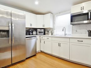 190 West 24th St, Bayonne NJ 07002