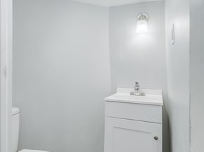 25 Bartholdi Ave, Jersey City NJ 07305