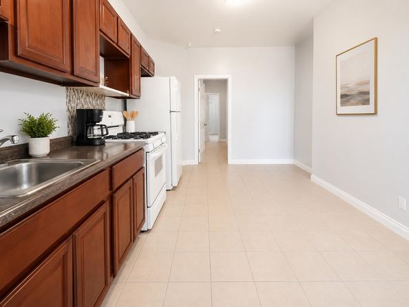 207 15th St 1L, Jersey City NJ 07302