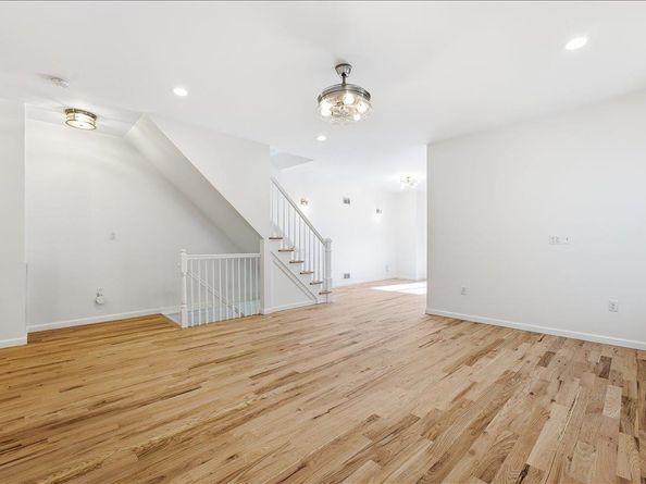 285 Terrace Ave, Jersey City NJ 07307