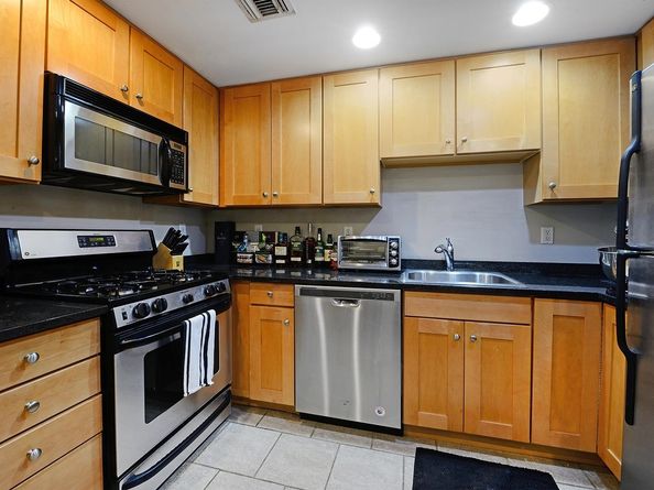 920 Jefferson St 305, Hoboken NJ 07030