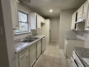 5919 Woodview Drive, Houston TX 77396