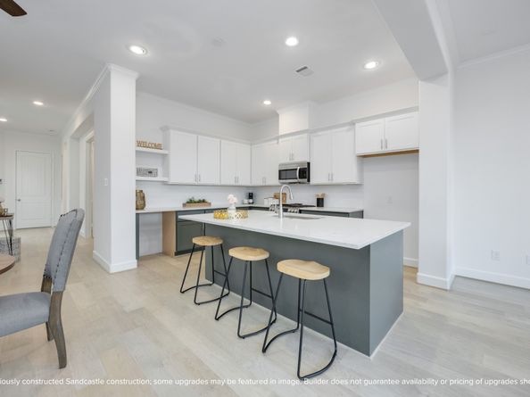 222 E 27th Street, Houston TX 77008