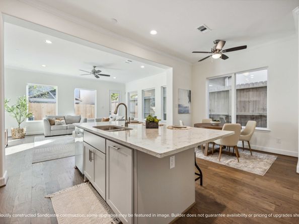 222 E 27th Street, Houston TX 77008