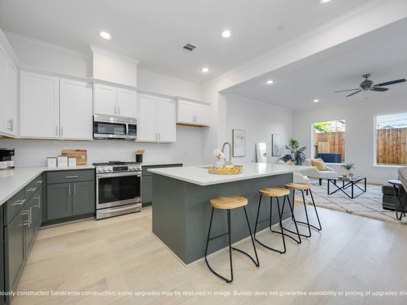 222 E 27th Street, Houston TX 77008