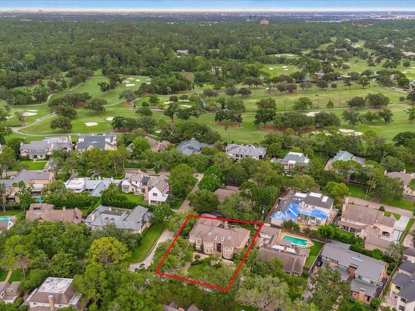 903 Old Lake Road, Houston TX 77057
