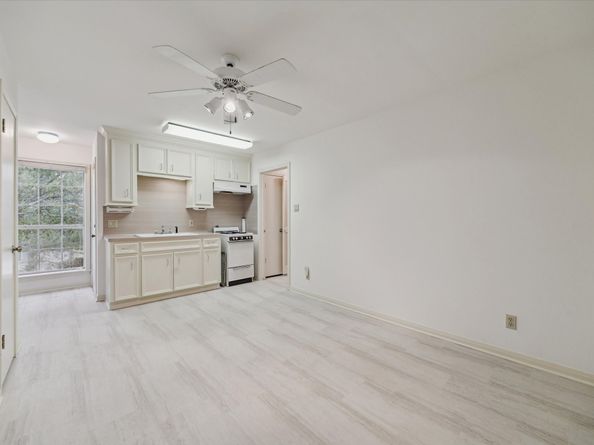 903 Old Lake Road, Houston TX 77057