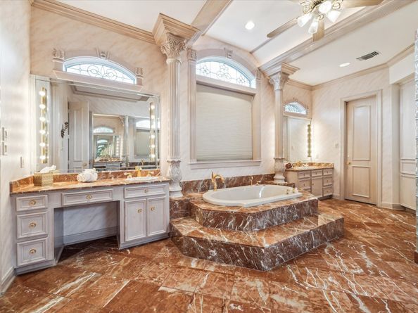 903 Old Lake Road, Houston TX 77057