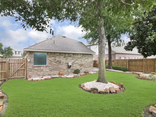1318 Evermore Manor Lane, Houston TX 77073