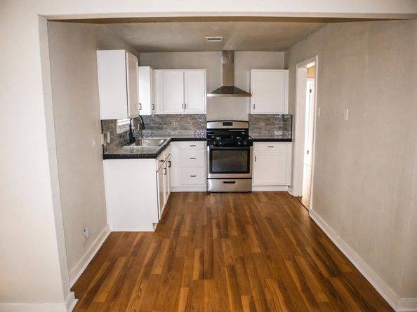5933 Southmont Street, Houston TX 77033