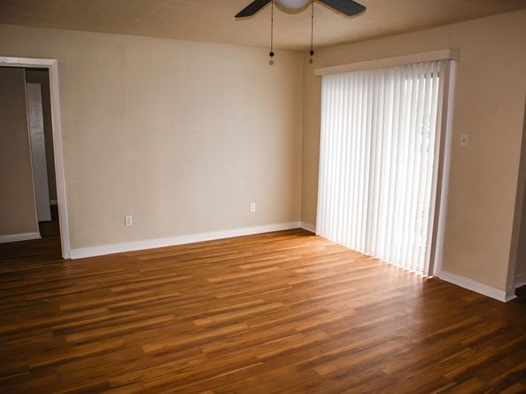 5933 Southmont Street, Houston TX 77033