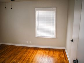 5933 Southmont Street, Houston TX 77033