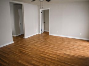 5933 Southmont Street, Houston TX 77033