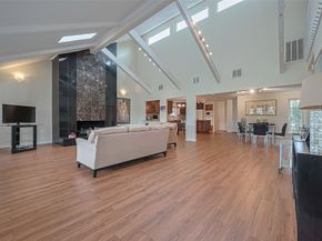 14811 El Miranda Drive, Houston TX 77095