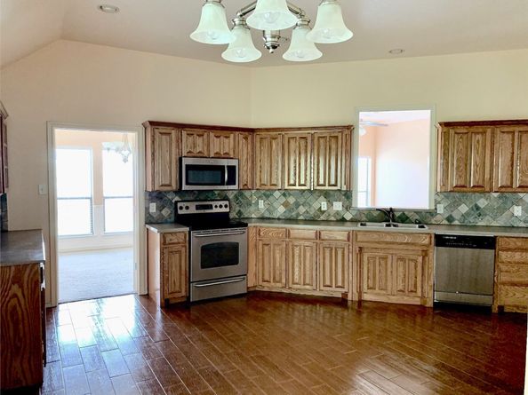10954 Live Oak Creek Drive, Fort Worth TX 76108