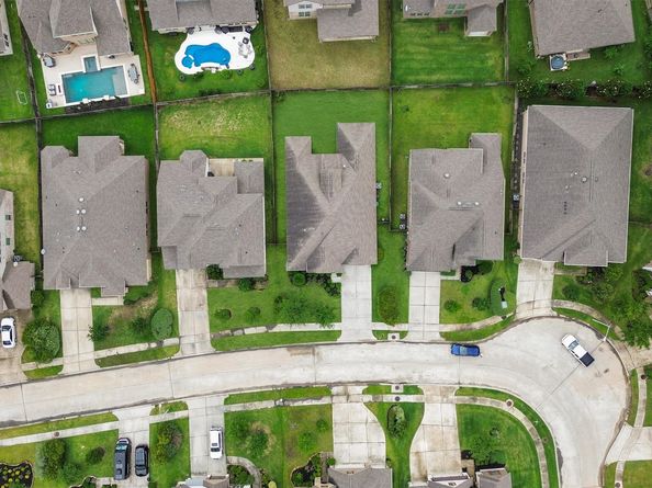 2610 Granite River Lane, Conroe TX 77385