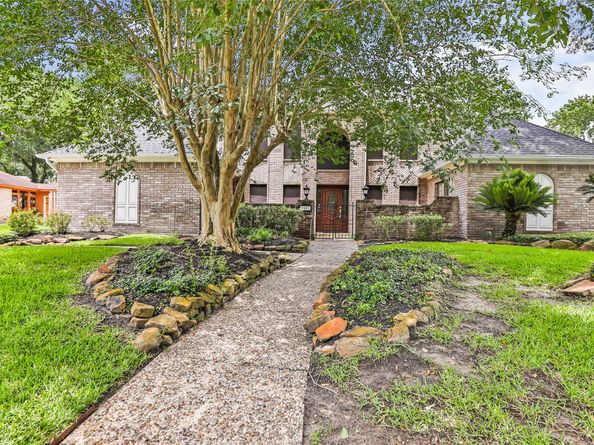 2807 Crystal Falls Dr, Kingwood TX 77345