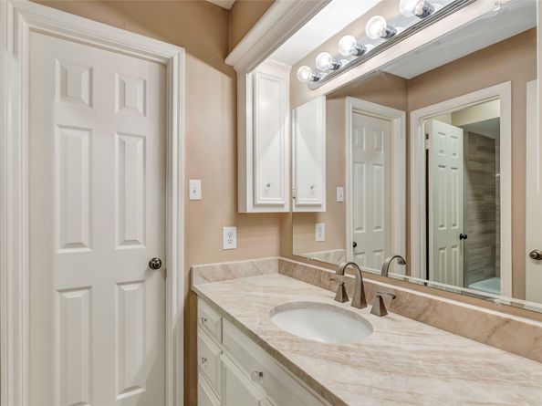 2807 Crystal Falls Dr, Kingwood TX 77345