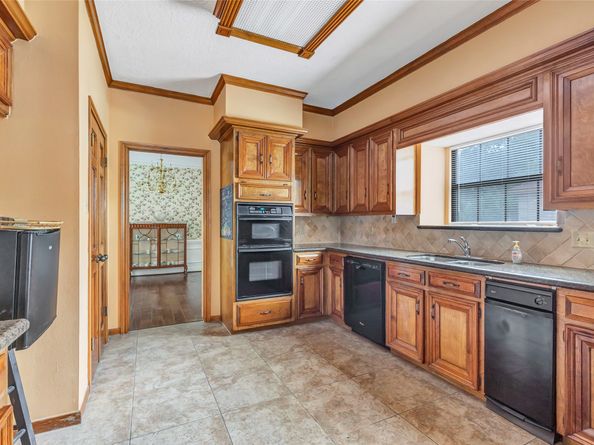2807 Crystal Falls Dr, Kingwood TX 77345