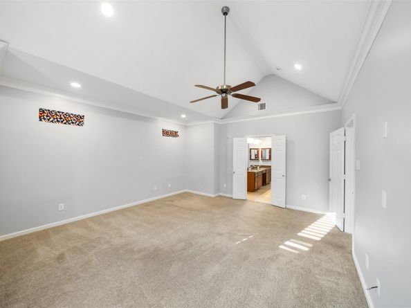 5839 Petty Street A, Houston TX 77007
