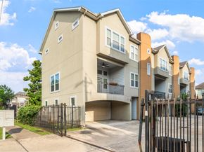 5839 Petty Street A, Houston TX 77007