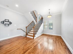 5839 Petty Street A, Houston TX 77007