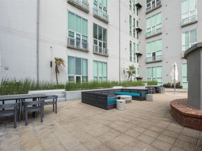 2000 Bagby Street 7414, Houston TX 77002