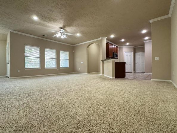 55 E Kentwick Place, Conroe TX 77384