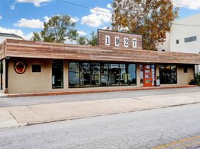 3404 Audubon Place, Houston TX 77006