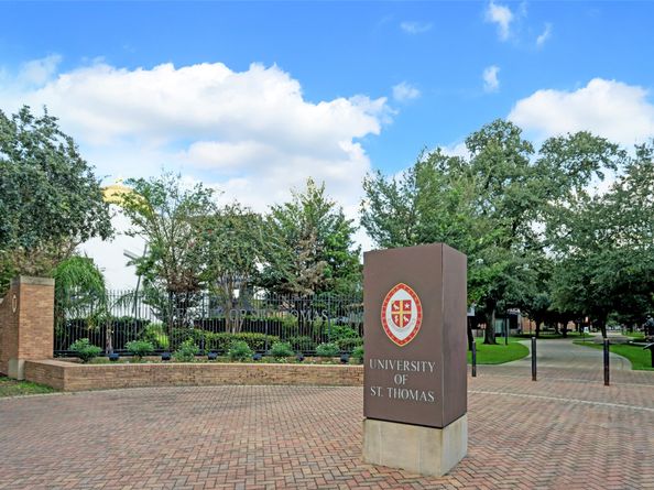 3404 Audubon Place, Houston TX 77006