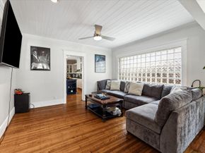 3404 Audubon Place, Houston TX 77006