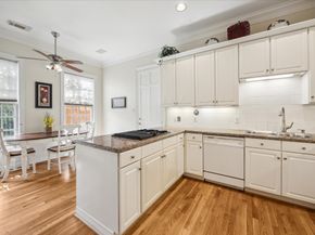 3388 Maroneal Street, Houston TX 77025
