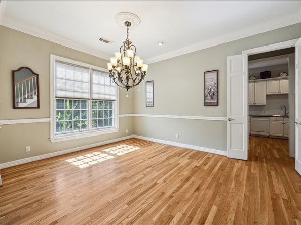 3388 Maroneal Street, Houston TX 77025