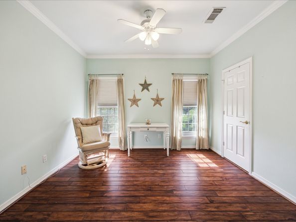 3388 Maroneal Street, Houston TX 77025