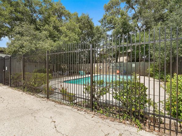 9654 Westview Drive, Houston TX 77055