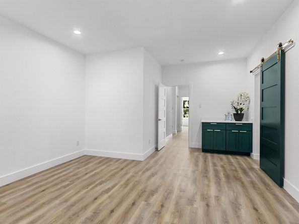 7701 Sayers Street, Houston TX 77016