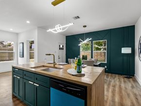 7701 Sayers Street, Houston TX 77016