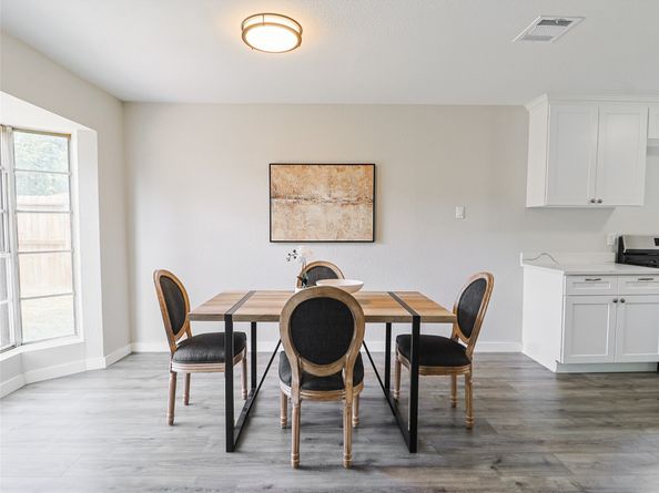 9110 Vickijohn Drive, Houston TX 77031