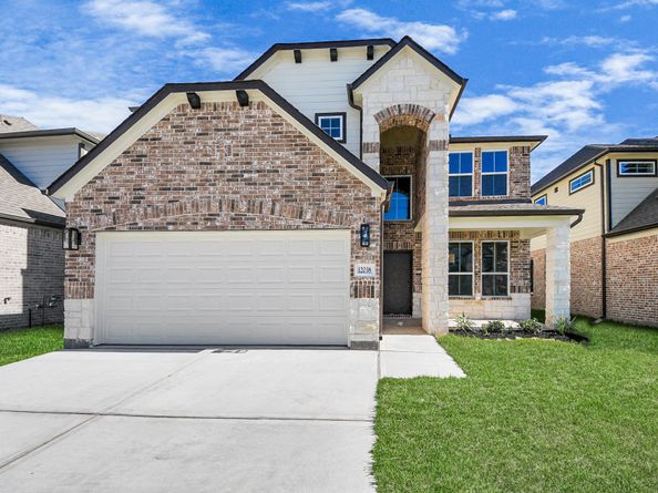12038 Maple Oak Drive, Houston TX 77066