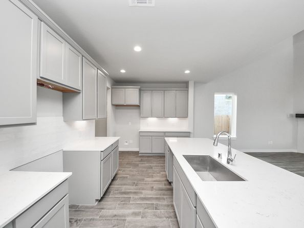 12038 Maple Oak Drive, Houston TX 77066