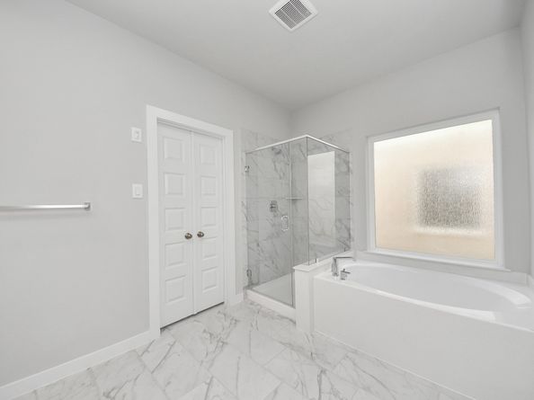 12038 Maple Oak Drive, Houston TX 77066