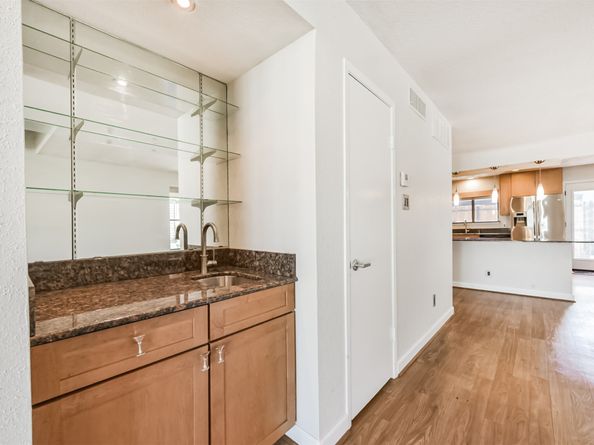 2601 S Braeswood Boulevard 105, Houston TX 77025