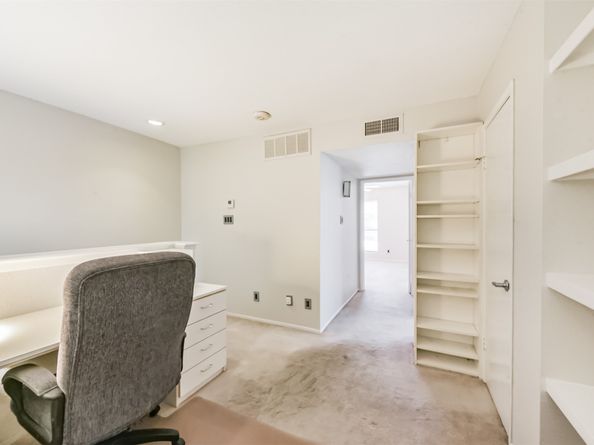 2601 S Braeswood Boulevard 105, Houston TX 77025