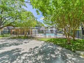 2601 S Braeswood Boulevard 105, Houston TX 77025