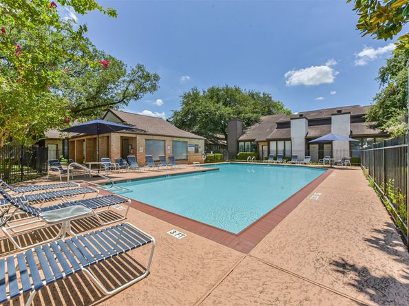 2601 S Braeswood Boulevard 105, Houston TX 77025