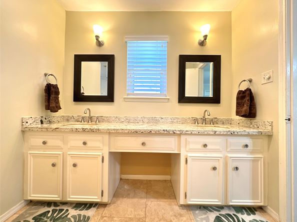 20215 Lake Sherwood Drive, Katy TX 77450